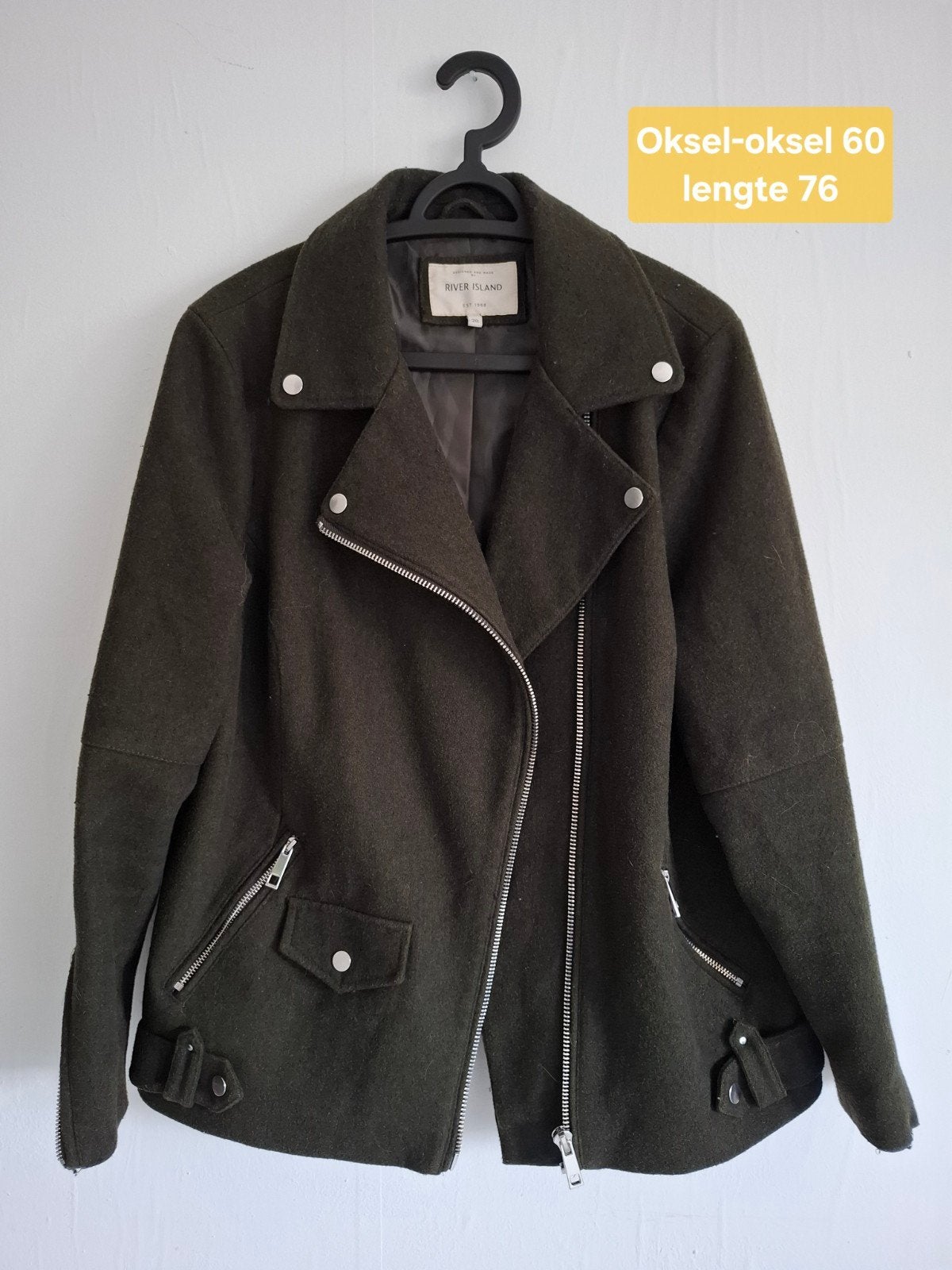 River Island Groene Biker Jas Maat 20 (Maat 46/48 (XL) of gr, River Island, Maat 46/48 (XL) of groter, Ophalen of Verzenden, Zo goed als nieuw