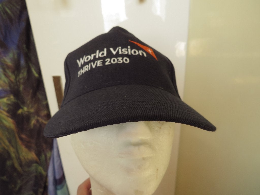 zwarte cap / pet World Vision Thrive 2030 van WINWOLF, Pet, Winwolf, Gedragen, One size fits all