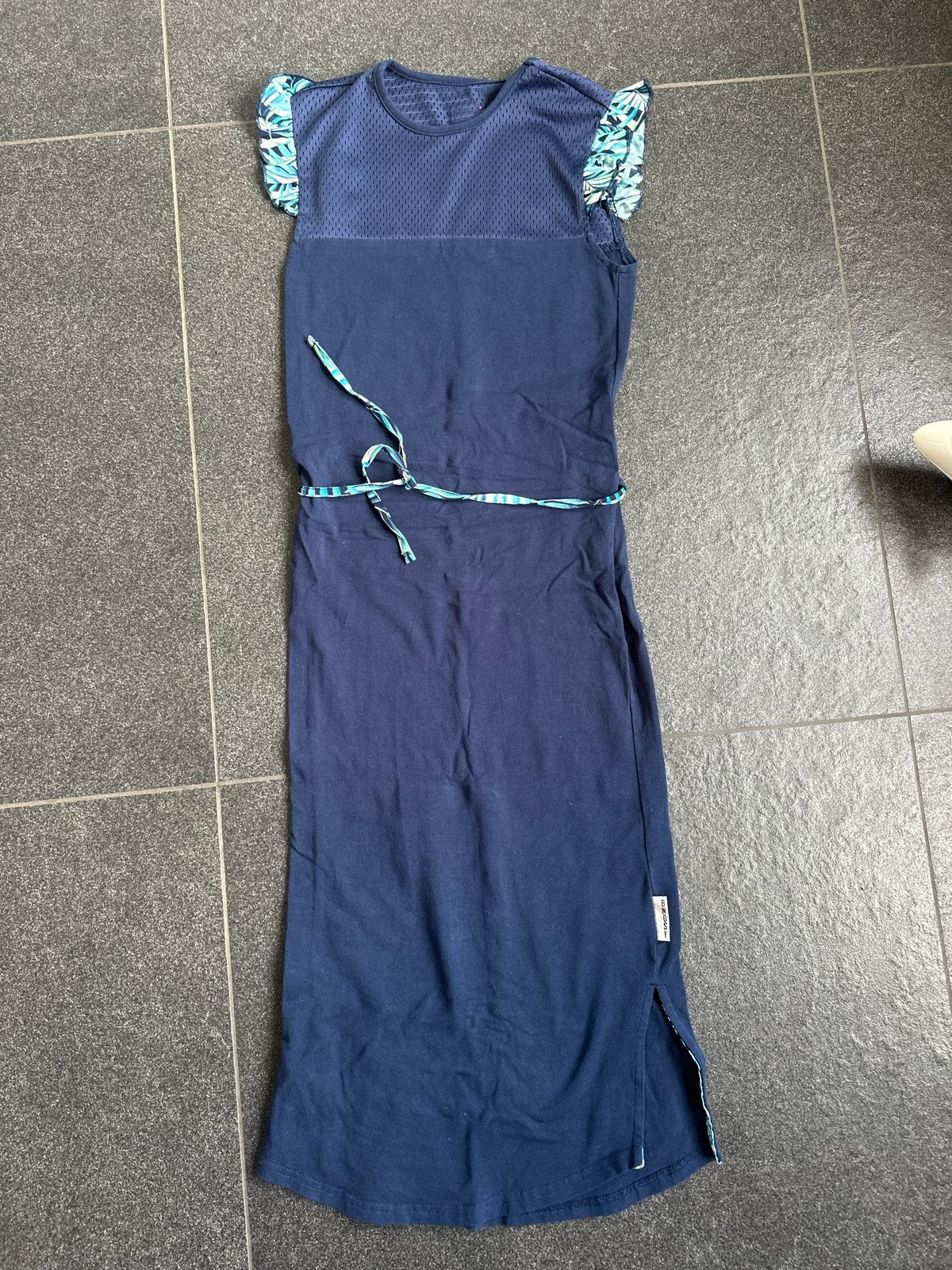 B. Nosy lange jurk met print details — maat 140, Ophalen of Verzenden, Zo goed als nieuw, Meisje, Jurk of Rok