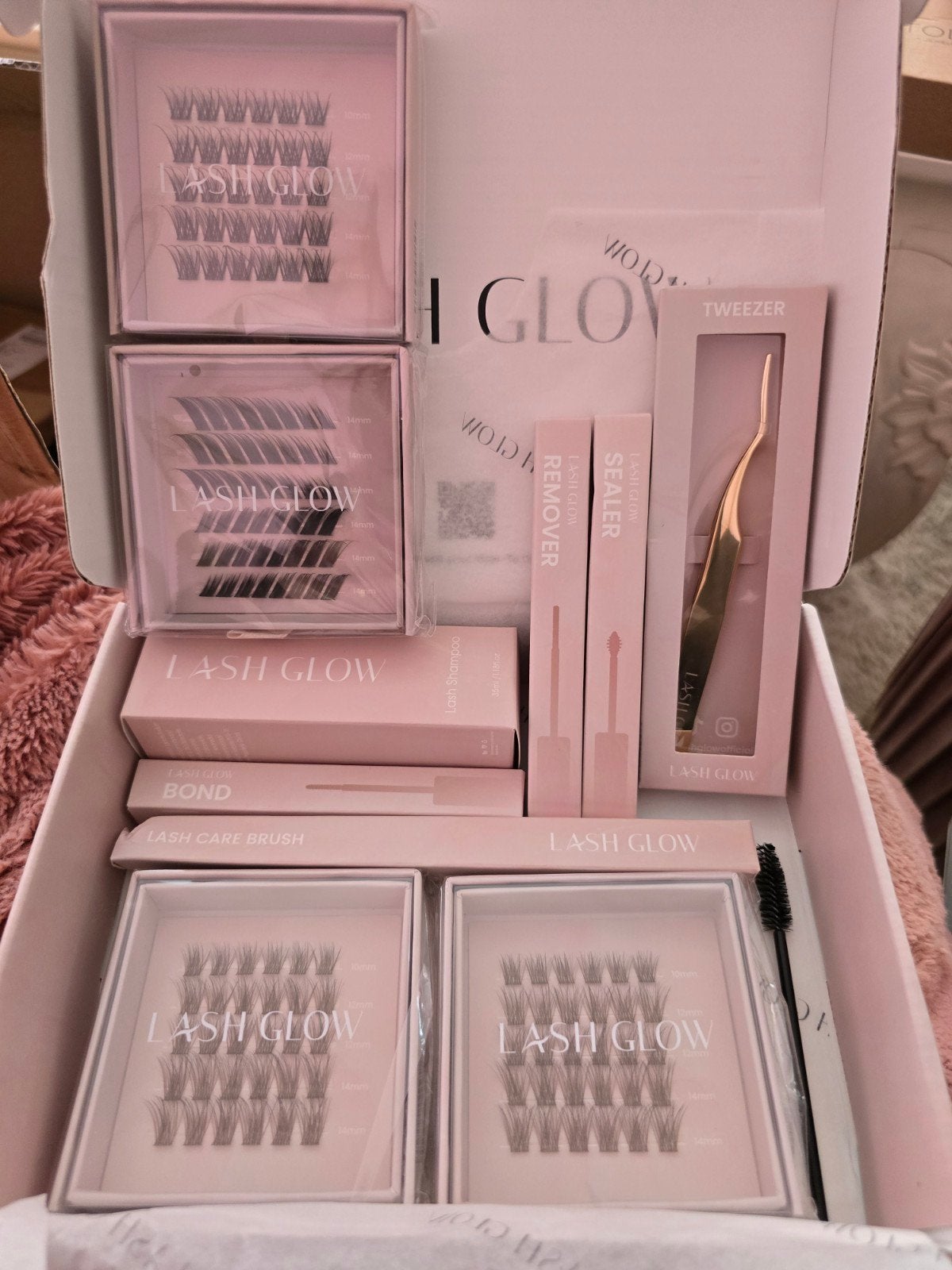 Lash Glow Wimper Extension Set - Nieuw & Ongebruikt, Ogen, Nieuw, Ophalen of Verzenden, Roze