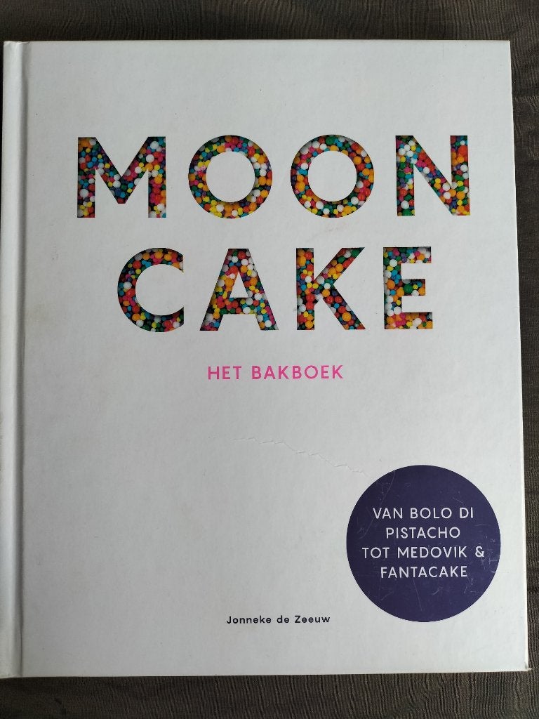 Mooncake - Het bakboek, Boeken, Kookboeken, Ophalen of Verzenden, Zo goed als nieuw, Janneke de Zeeuw, Taart, Gebak en Desserts