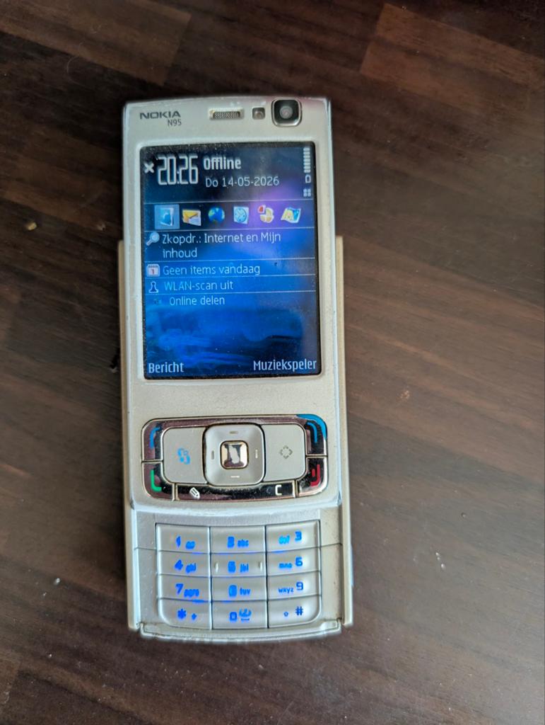 Nokia N95 - Kleur Sand, Telecommunicatie, Mobiele telefoons | Nokia, Gebruikt, Schuifmodel, Fysiek toetsenbord, 3 tot 6 megapixel