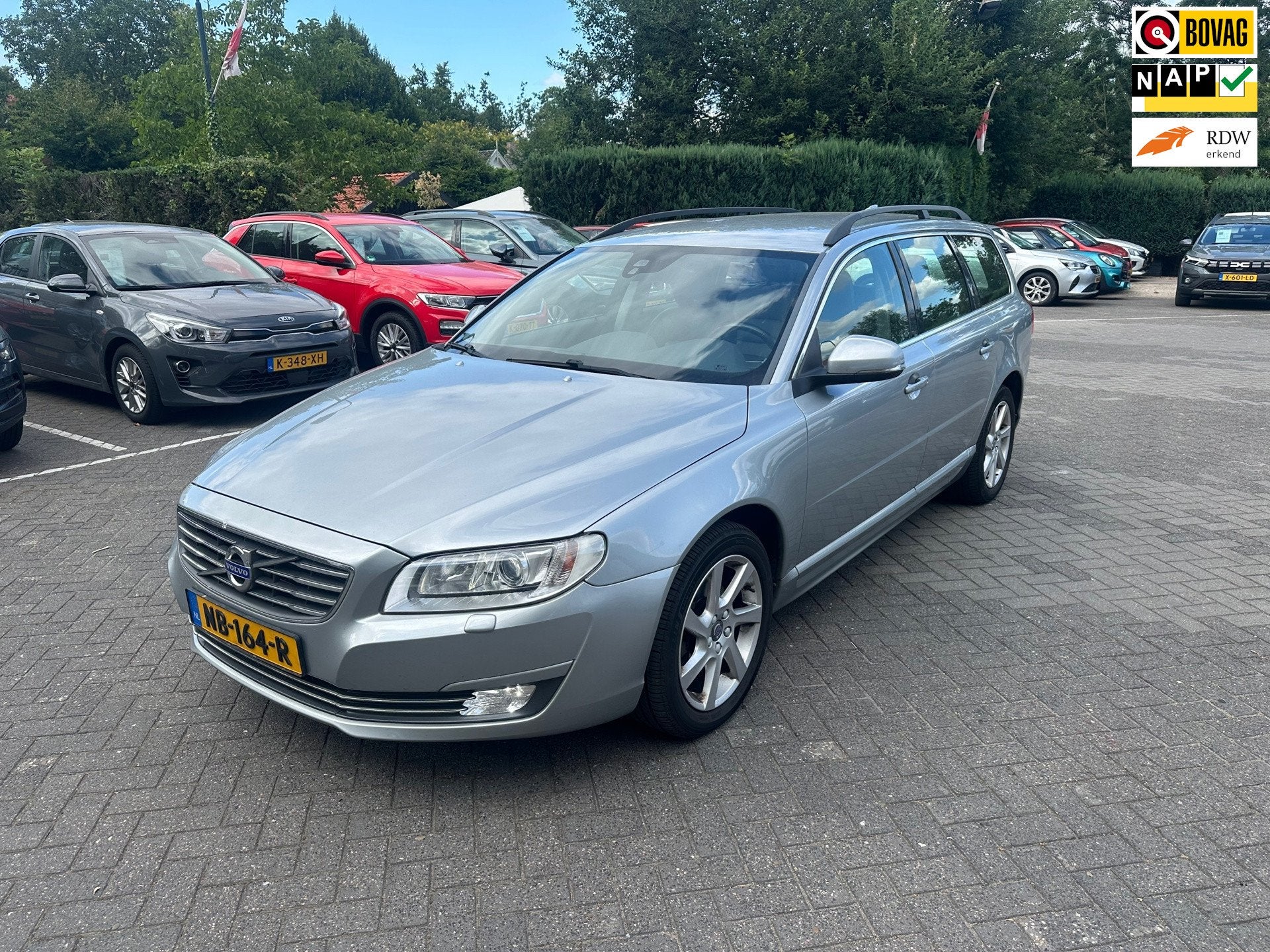 Volvo V70 2.0 D3 Polar+ , leer , navigatie 110 kw euro6, Auto's, Volvo, Voorwielaandrijving, Automatische klimaatregeling, Euro 6