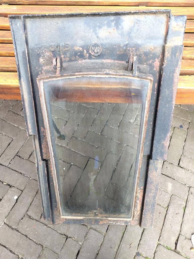 Gietijzeren dakraam, Doe-het-zelf en Verbouw, Glas en Ramen, Ophalen, Gebruikt, Minder dan 80 cm, Minder dan 80 cm