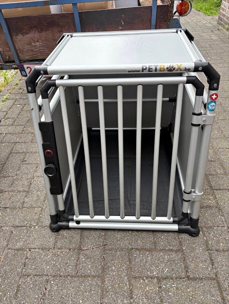 Petbox autobench, Dieren en Toebehoren, Ophalen, Zo goed als nieuw