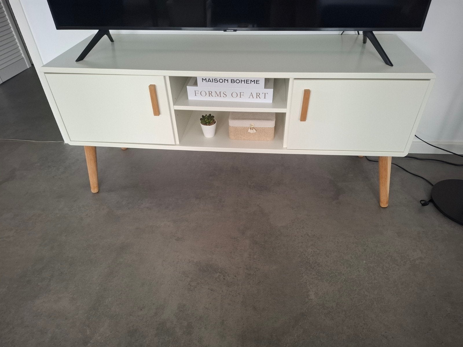 Tv-meubel, Ophalen, 100 tot 150 cm, Zo goed als nieuw, Minder dan 100 cm