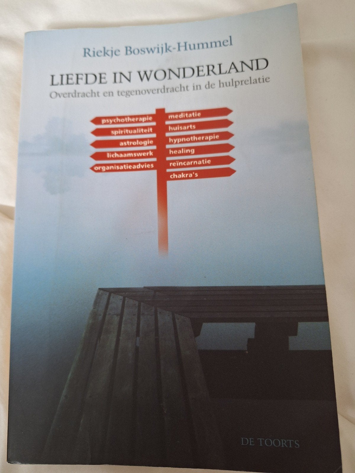 Liefde in Wonderland - Riekje Boswijk (Zo goed als nie, Ophalen of Verzenden, Zo goed als nieuw, Spiritualiteit algemeen, Overige typen