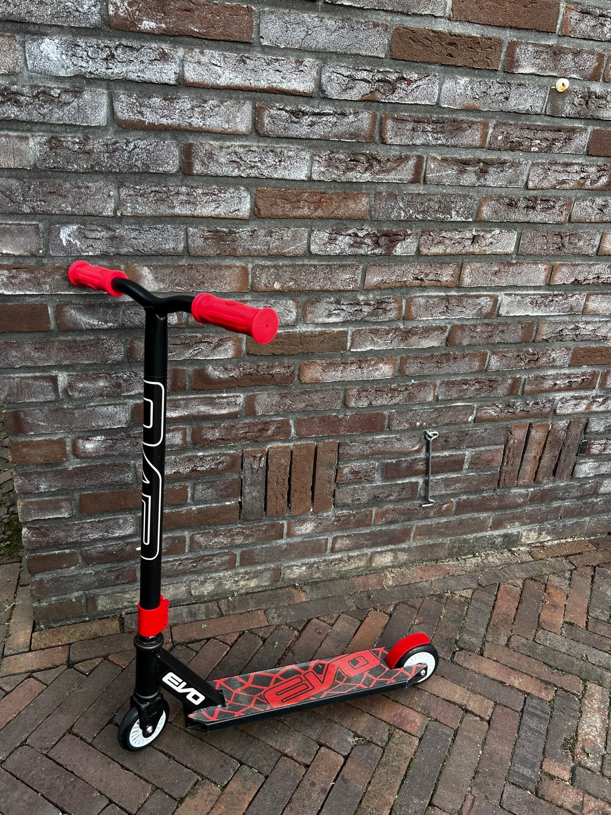 EVO step- Zwart/Rood, Ophalen, Gebruikt, Gewone step