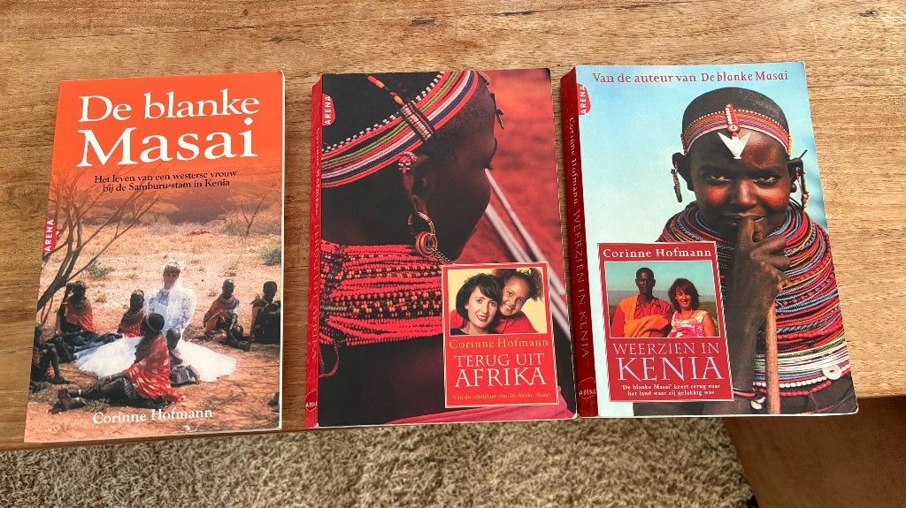 De blanke Masai complete serie, Boeken, Corinne Hofmann, Ophalen of Verzenden, Zo goed als nieuw, Nederland