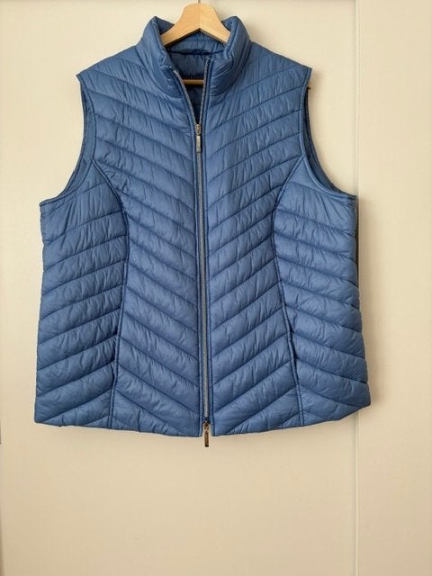 Atelier nieuwe bodywarmer maat 44(XXL), Kleding | Dames, Bodywarmers, Atelier, Maat 42/44 (L), Nieuw, Verzenden