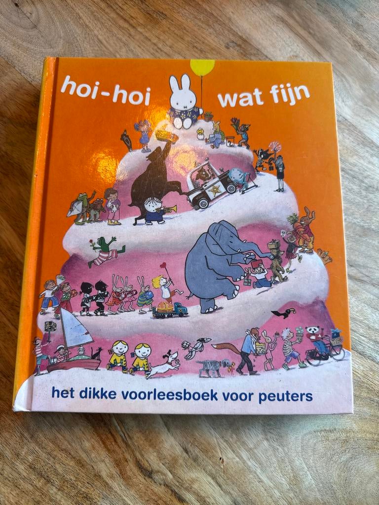 Hoi-hoi wat fijn - Het dikke voorleesboek voor peuters, Boeken, Ophalen of Verzenden, Zo goed als nieuw, Uitklap-, Voel- of Ontdekboek