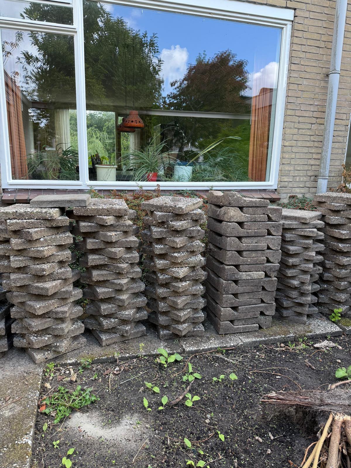 Gratis partij gewassen grindtegels + normale tegels 30x30, Gebruikt, Ophalen of Verzenden, 10 m² of meer, Beton