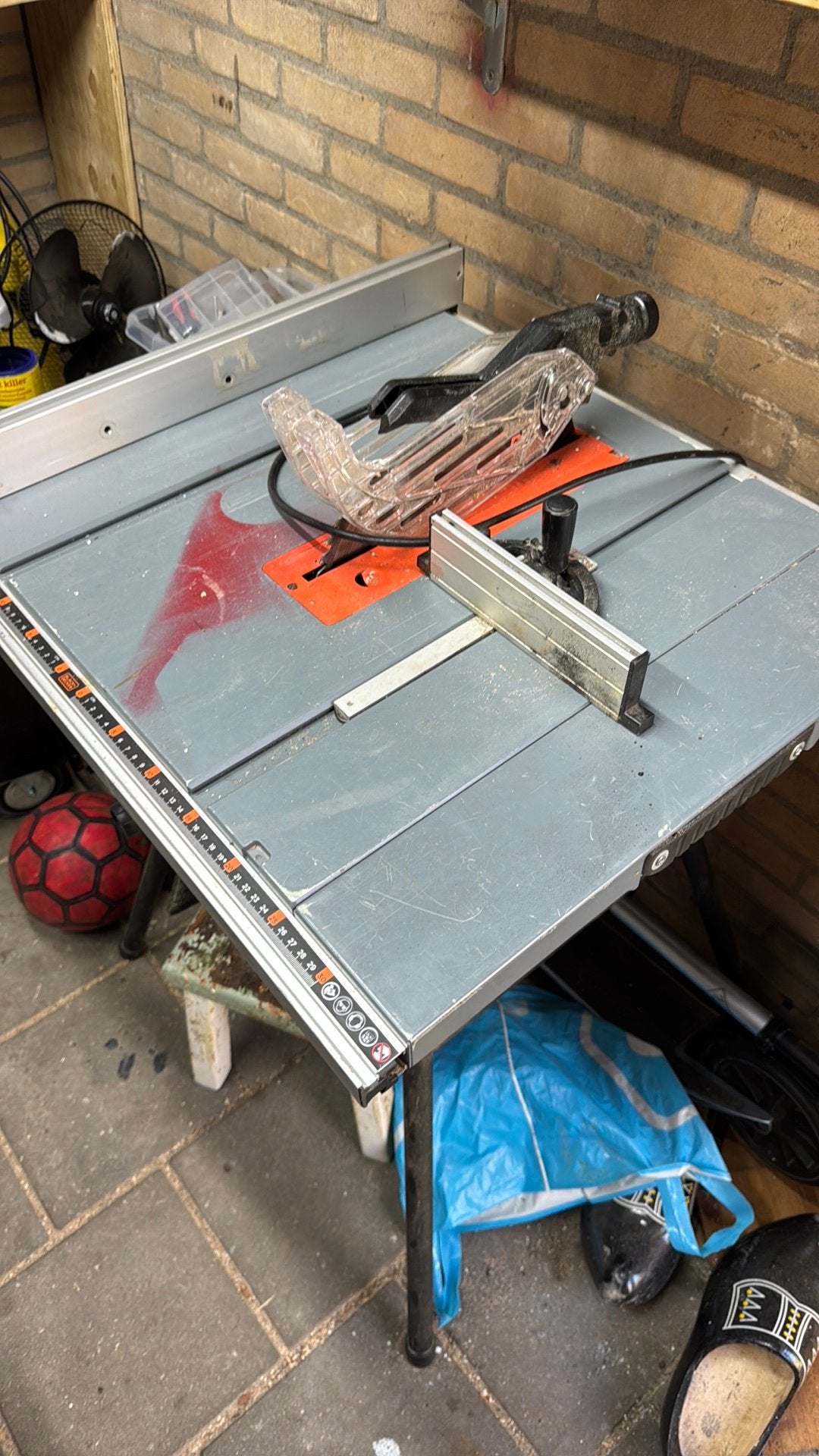 Black&decker zaagtafel, Ophalen, Cirkelzaag, Zo goed als nieuw, 30 tot 70 mm
