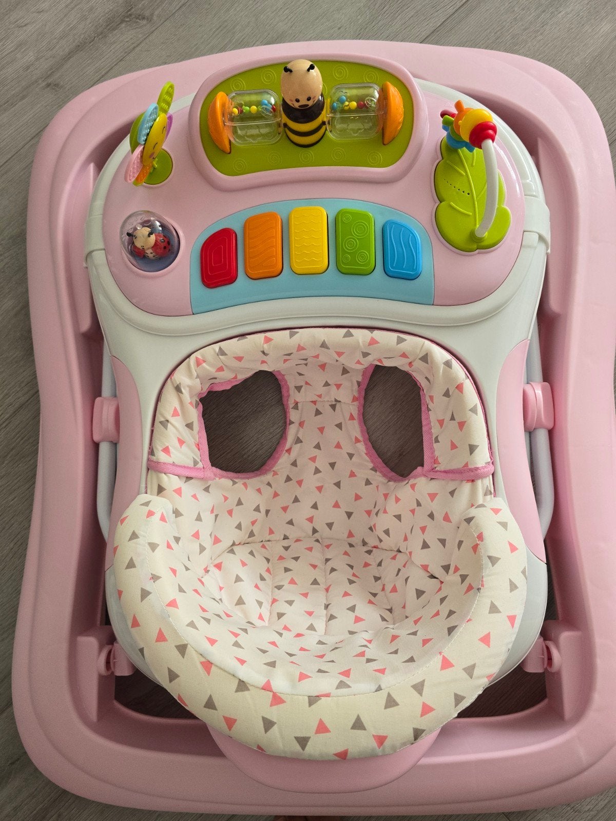 Roze Baby Loopstoel met Speelpaneel - Zo Goed als Nieuw, Ophalen of Verzenden, Zo goed als nieuw