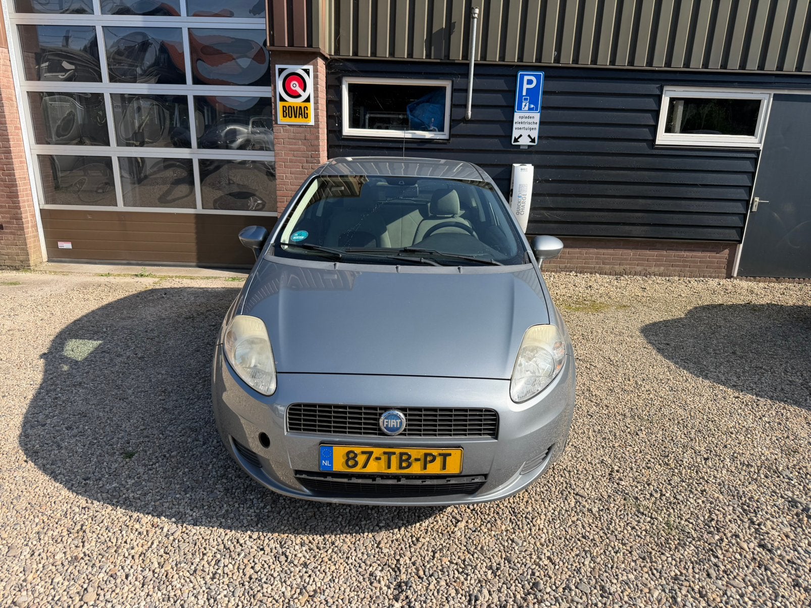 Fiat Punto 1.2 3DR 2006 Grijs apk rijdtperfect simpele prijs, 40 €/maand, 1242 cc, 4 cilinders, Origineel Nederlands
