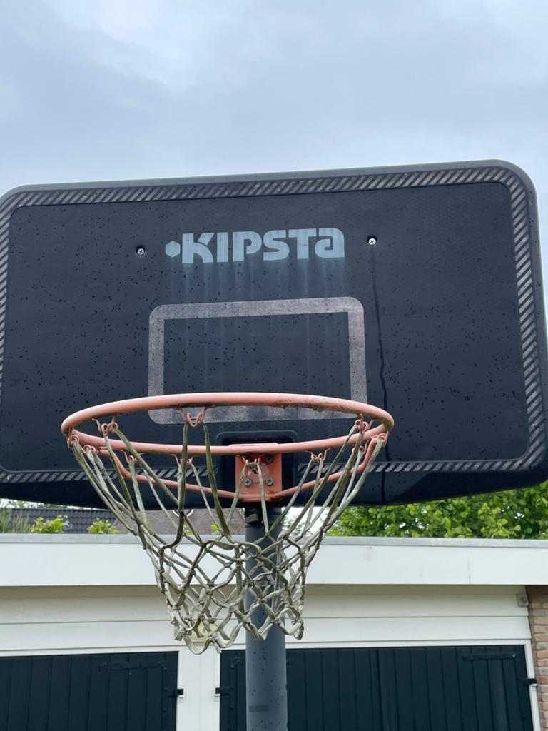 Kipsta basketbalring met bord en paal, Sport en Fitness, Basketbal, Ophalen, Gebruikt, Ring, Bord of Paal