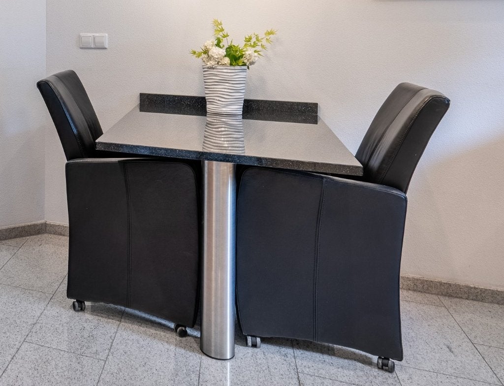 keukenstoelen, Huis en Inrichting, Ophalen, Gebruikt, Twee, Zwart
