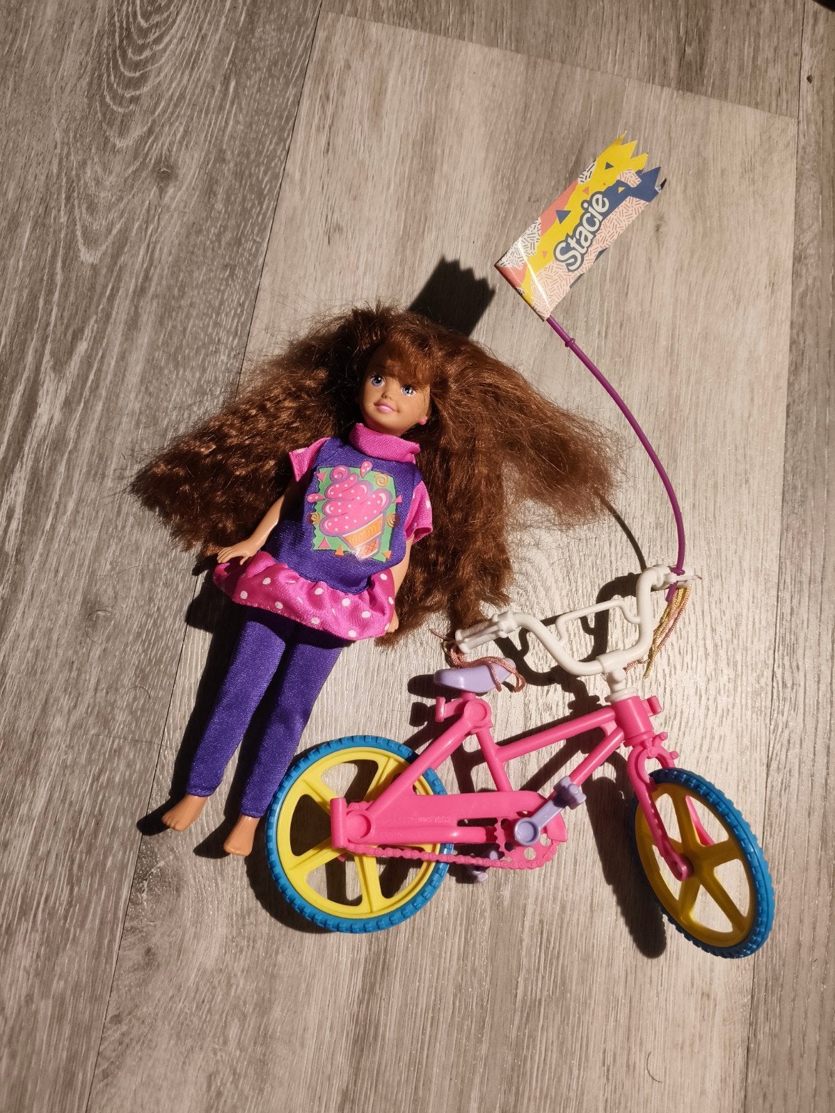 Vintage 1993 Camp Teresa Barbie pop van Mattel, Kinderen en Baby's, Ophalen of Verzenden, Gebruikt, Barbie