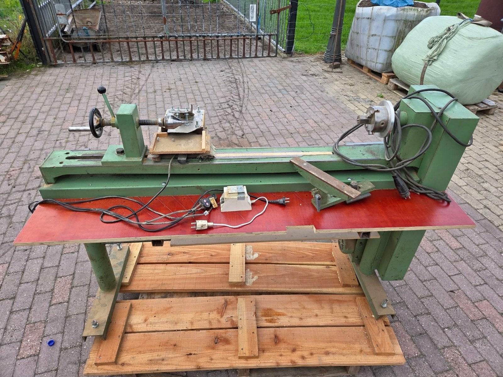 Robuuste Houtdraaibank, Ophalen, Gebruikt, Houtdraaibank, 1000 mm of meer