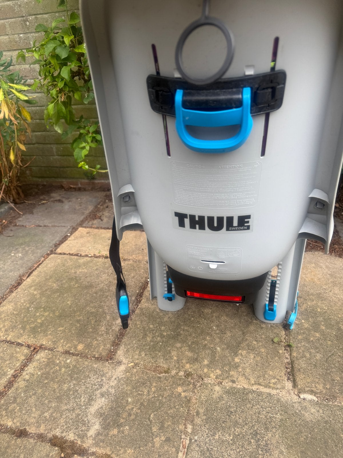 Thule Yepp Maxi Achterzitje - Grijs/Blauw, Ophalen, Achterzitje, Voetsteuntjes, Zo goed als nieuw