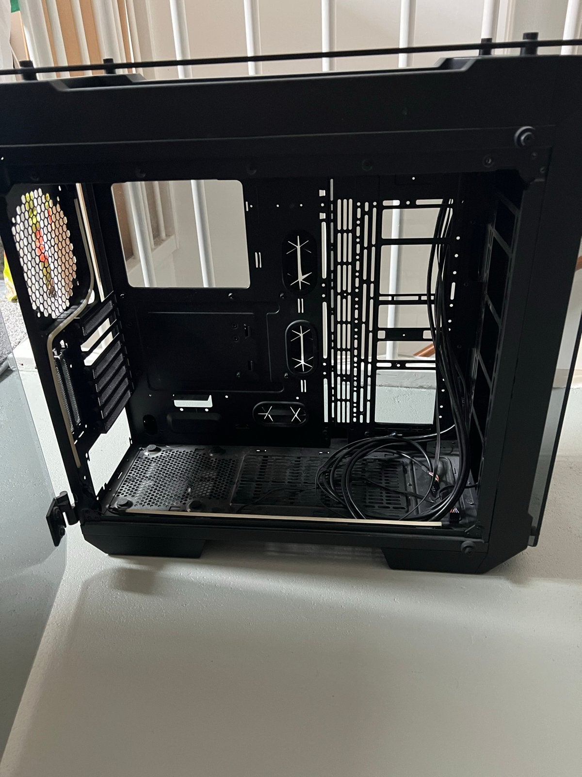 Thermaltake View 71 PC-kast met ARGB LED strips, Computers en Software, Computerbehuizingen, Ophalen, Gebruikt