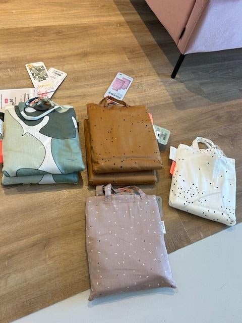 Diverse Done By Deer Dekbedovertrekken, Kinderen en Baby's, Kinderkamer | Beddengoed, Nieuw, Dekbedovertrek, Overige kleuren, Jongetje of Meisje