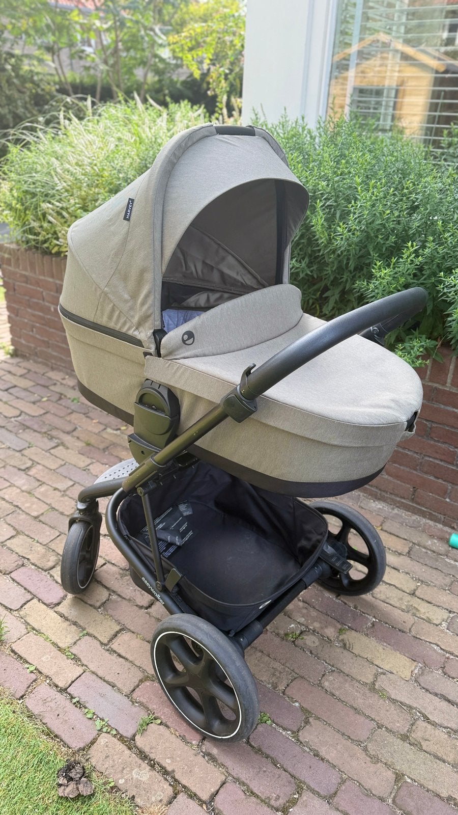 Easywalker Harvey 3 Sage Green – complete duo kinderwagen, Kinderen en Baby's, Kinderwagens en Combinaties, Zo goed als nieuw