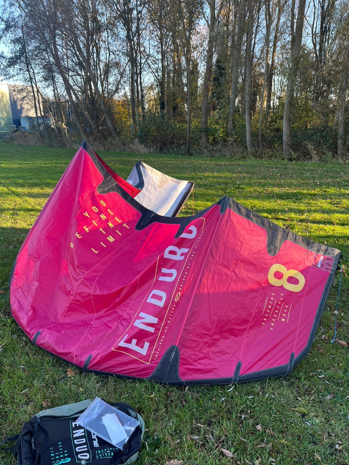 Ozone Enduro v3 8m, Watersport en Boten, Kitesurfen, Geen board, Ophalen of Verzenden, Zo goed als nieuw