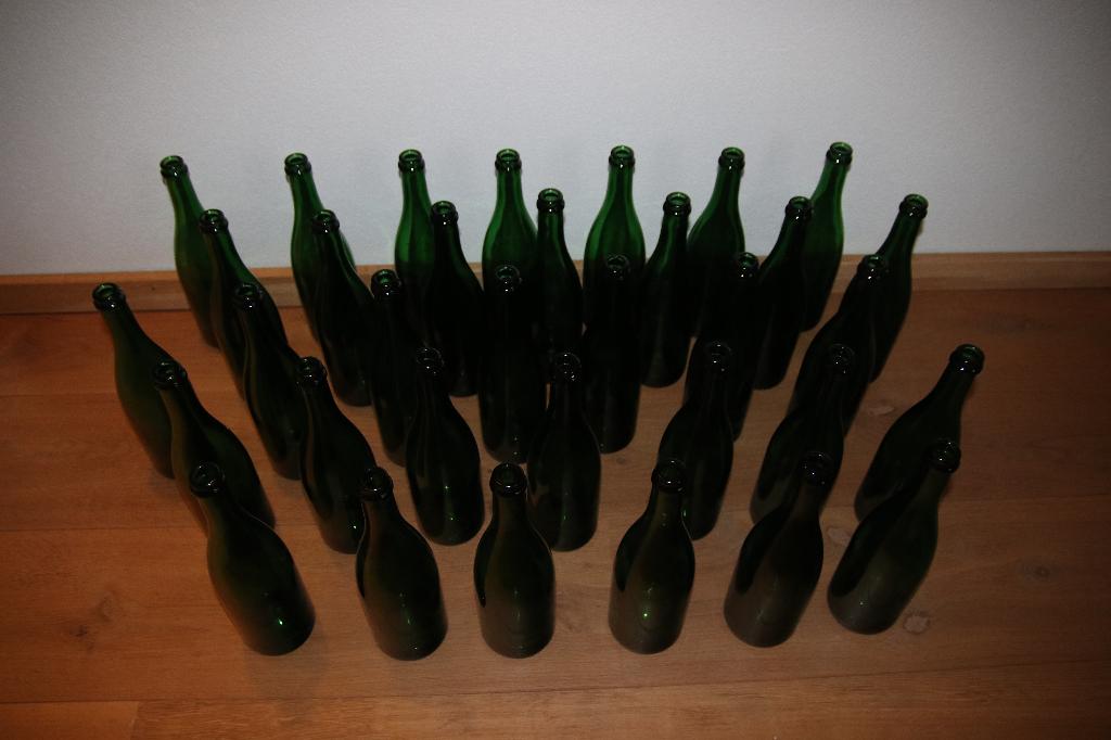Ciderflessen 34 stuks leeg, Hobby en Vrije tijd, Ophalen, Gebruikt