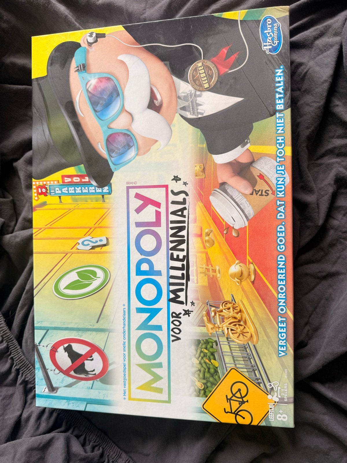 Monopoly voor Millennials - Hasbro Gaming, Drie of vier spelers, Ophalen, Zo goed als nieuw