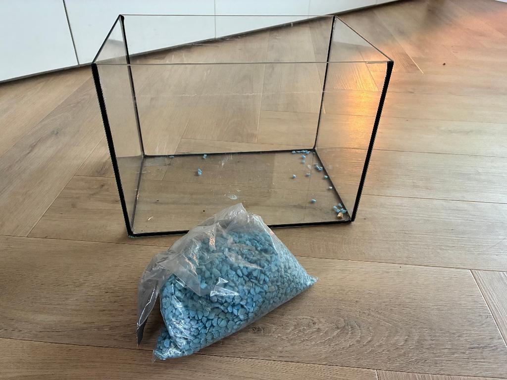 Vissenkom rechthoekig (met steentjes), Dieren en Toebehoren, Vissen | Aquaria en Toebehoren, Ophalen of Verzenden, Zo goed als nieuw