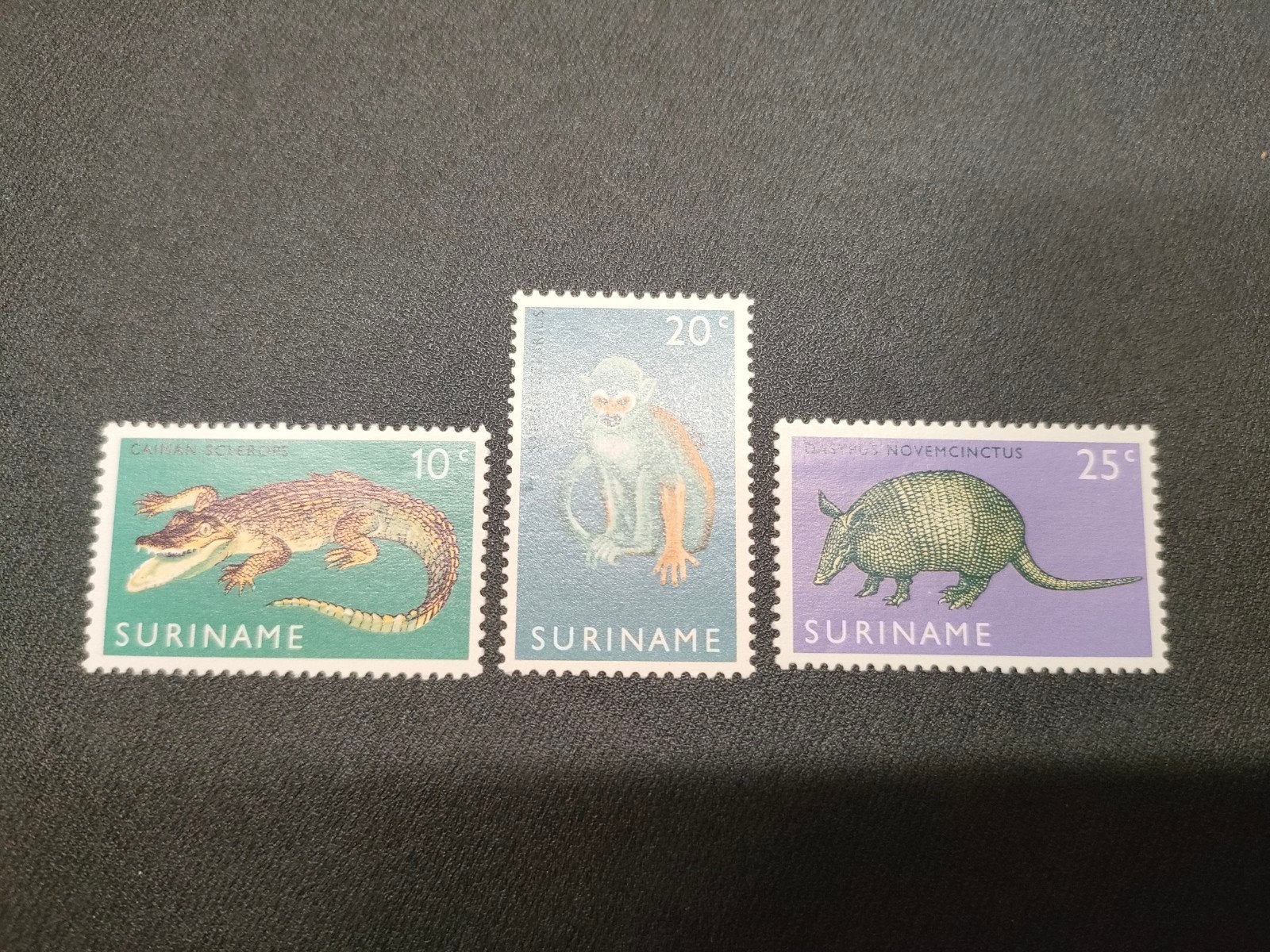 Suriname postzegels - Dieren (Krokodil, Aap, Gordeldier), Ophalen of Verzenden, Postfris