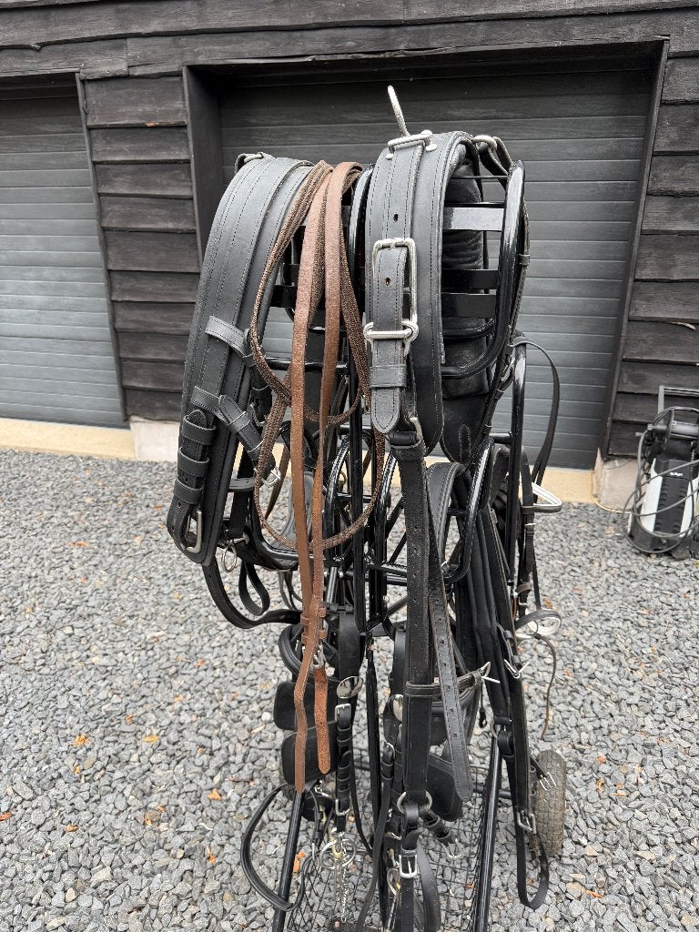 enkelspan tuig compleet met tuigwagen, Ophalen, Zo goed als nieuw, Borsttuig, Full