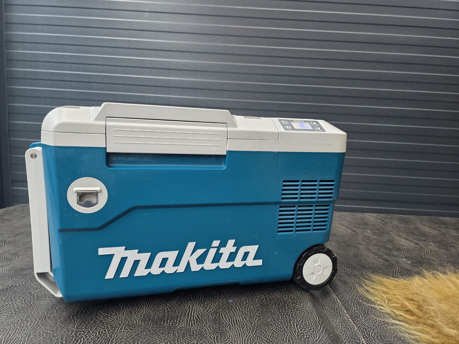 Makita DCW180 Koelbox/Warmhoudbox - 20L, Ophalen, Gebruikt, Koelbox, Elektrisch