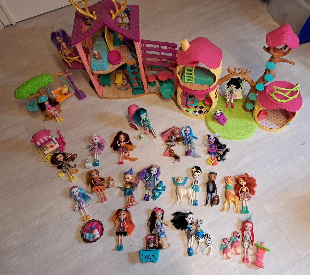 Enchantimals, Ophalen