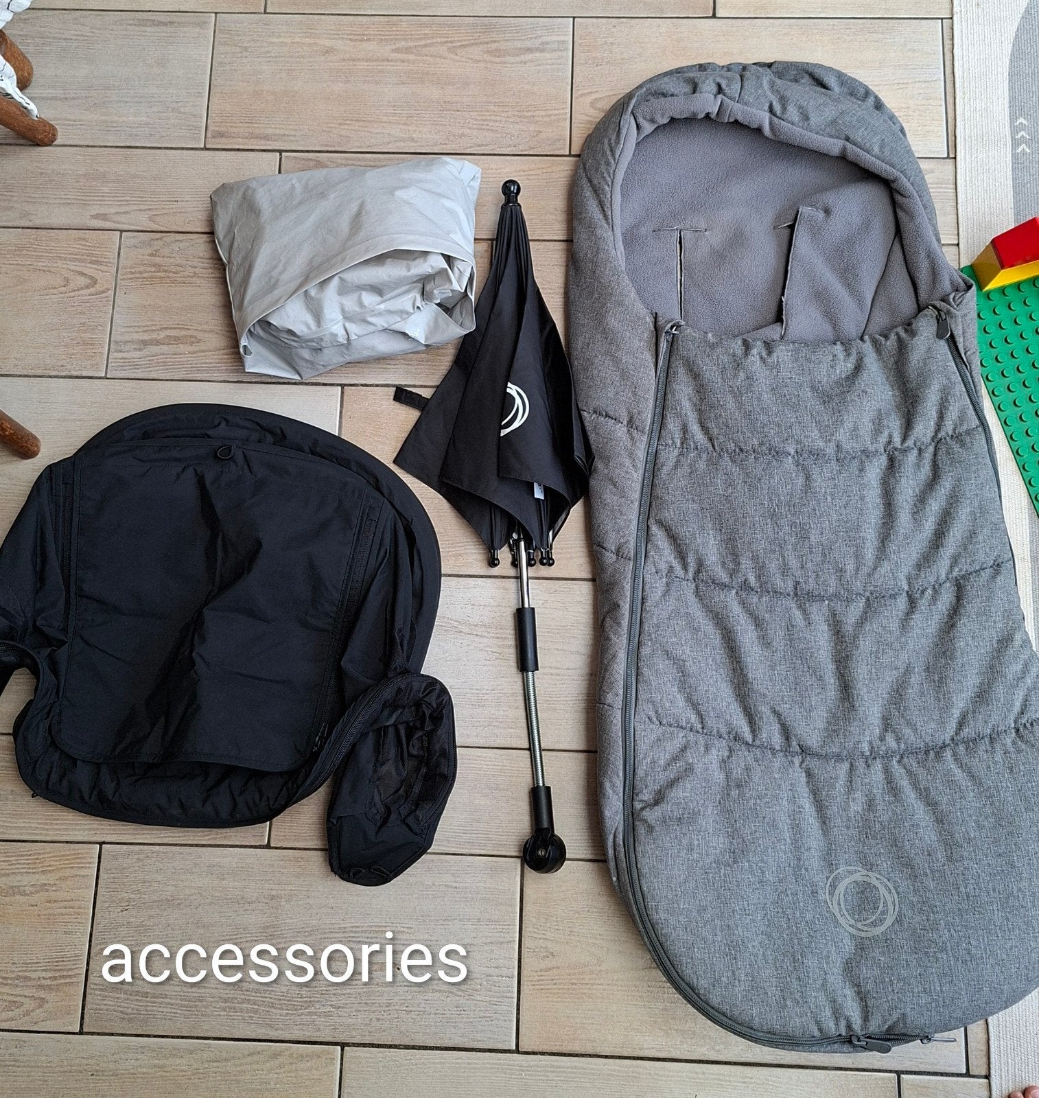 Foto 18 van Bugaboo Fox 3 en: Winterhoes, Zomerkap, Parasol, regenhoes