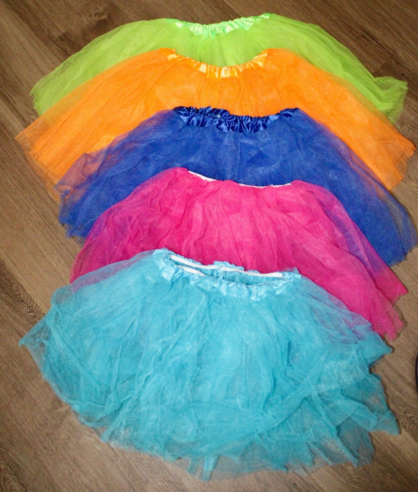 Set van 6 Korte Gekleurde Glittertutu's  - Feest & Carnaval, Ophalen of Verzenden, Zo goed als nieuw, Carnaval