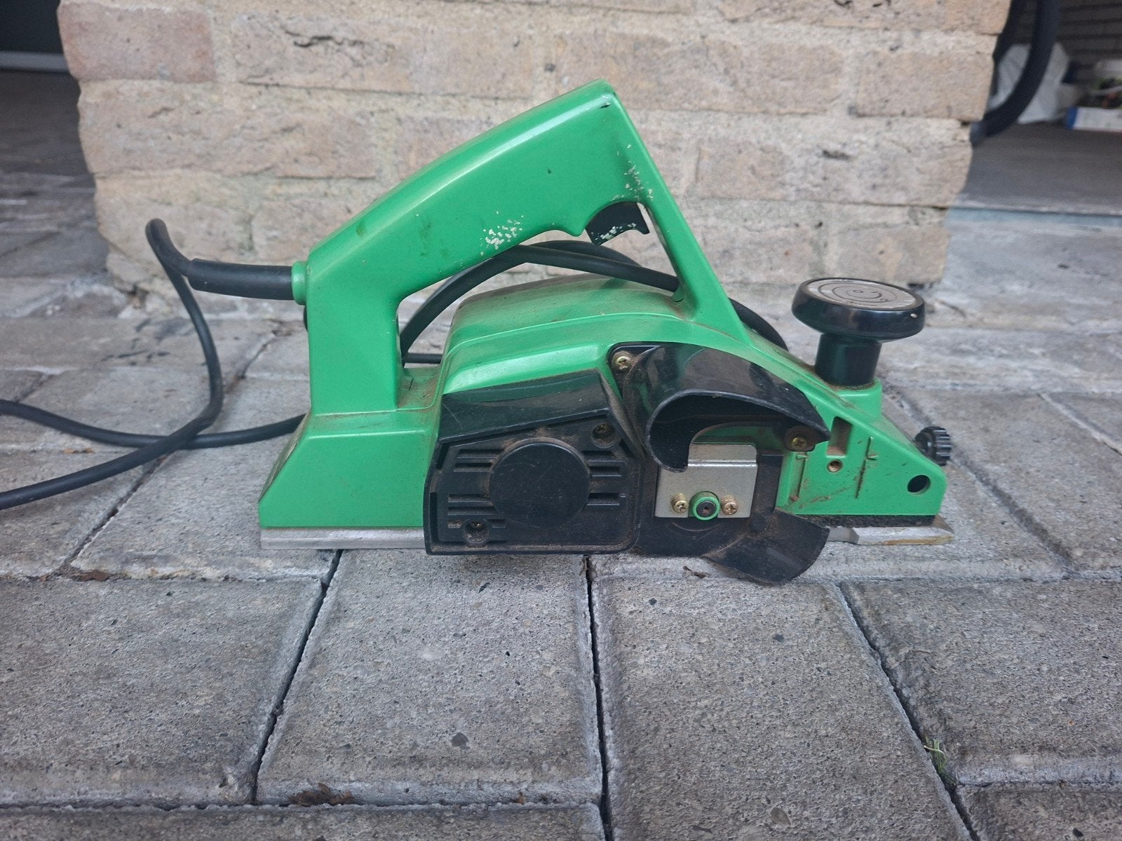 Hitachi Koki P20SA elektrische schaafmachine, Doe-het-zelf en Verbouw, Ophalen, Gebruikt