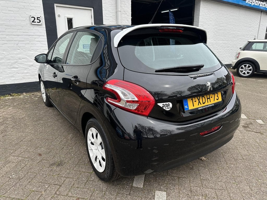 Peugeot 208 1.0 VTi LIKE /Nieuwe apk/ Nieuwe D riem/5 drs/Cr, Voorwielaandrijving, Euro 5, Gebruikt, 31 €/maand