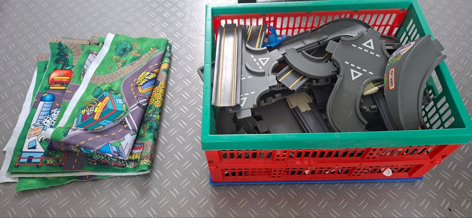 Partij Matchbox wegdelen, kruispunten, pilaren, bochten etc., Ophalen of Verzenden