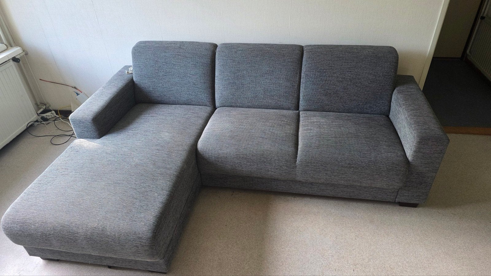 Grijze hoekbank met twee poefjes, Ophalen, 250 tot 300 cm, Gebruikt, 125 tot 150 cm