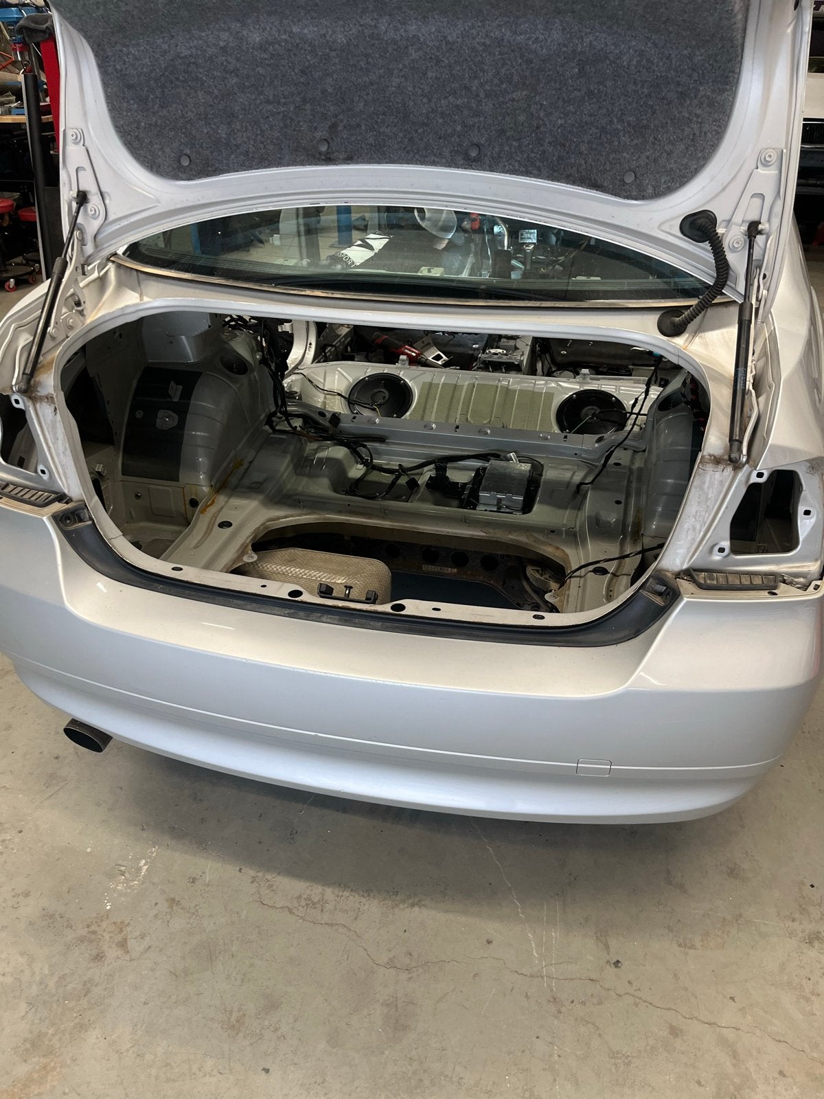 BMW E90 Sedan Achterbumper Zilver, Ophalen, Gebruikt, Achter, Bumper
