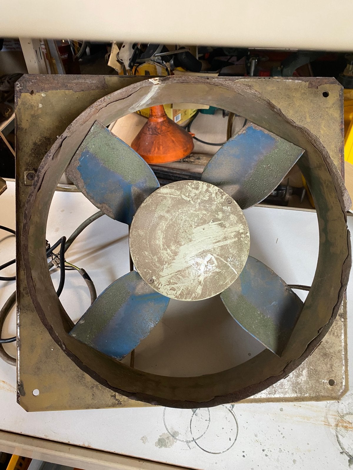 Oude stalventilaor  EMI, Ophalen, Zo goed als nieuw, Afzuiger
