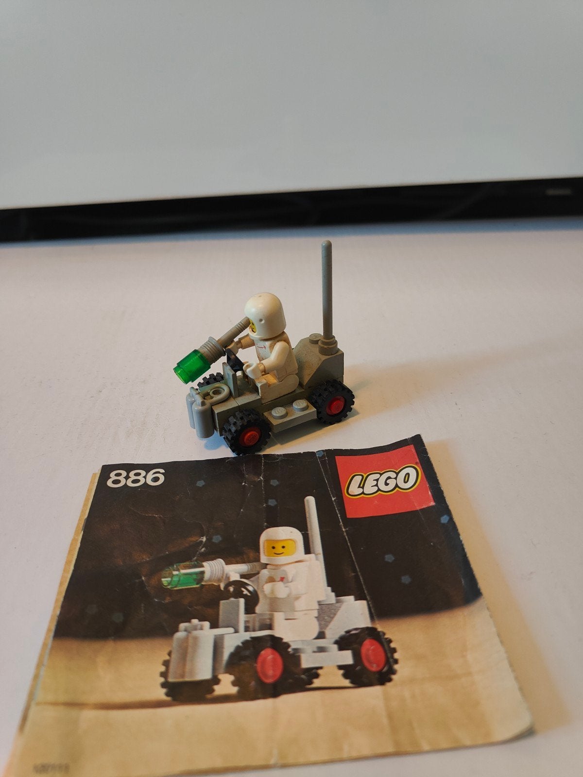 Vintage LEGO Classic Space 886 Space Buggy met Astronaut, Compleet, Gebruikt, Lego, Ophalen of Verzenden