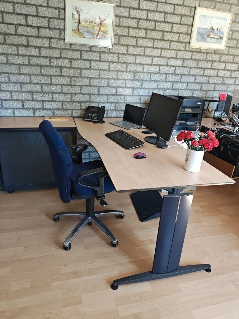 Bureau met rondetafel en ladenblok, Gebruikt, Ophalen of Verzenden, Overige merken, 80 cm