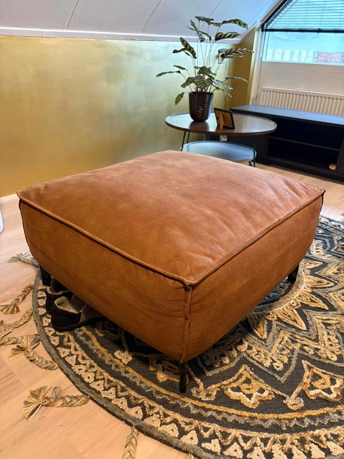 Easysofa hocker Jules 87x87, Ophalen, Leer, 75 tot 100 cm, Zo goed als nieuw