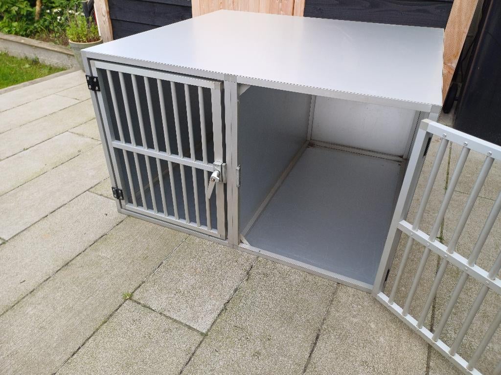 Dubbele hondenbench voor in auto 100x110x67, Dieren en Toebehoren, Ophalen, Zo goed als nieuw