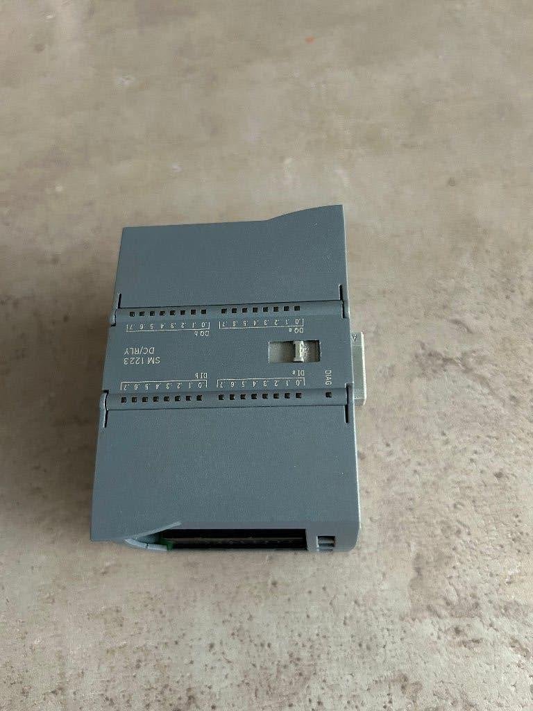 te koop:Siemens S7-1200 SM1223 DC/RLY 6ES7223-1PL30-0XB0, Ophalen of Verzenden, Gebruikt