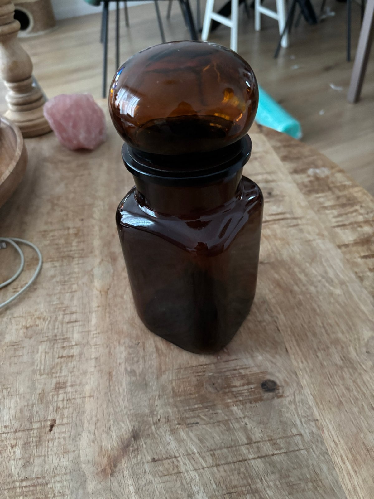 apothekersfles met glazen stop, Ophalen