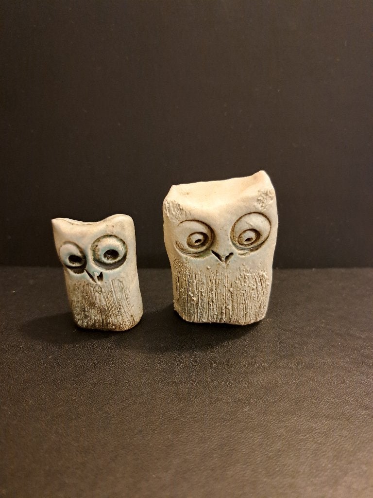 Set van 2 handgemaakte keramische uiltjes, Ophalen of Verzenden, Zo goed als nieuw, Dier